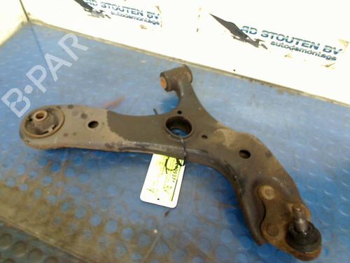 Right front suspension arm TOYOTA AURIS (_E18_) 1.3 Dual-VVTi (NRE180_, NRE180R) | BP19503154M13 