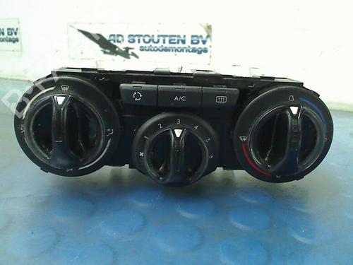 Climate control PEUGEOT 208 I (CA_, CC_) 1.2 VTI 82 | BP11265150I5