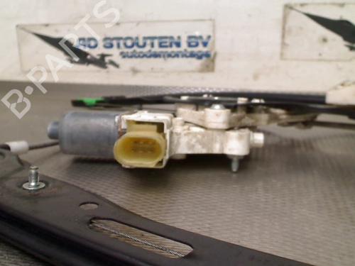 Front right window mechanism BMW 1 (E87) 118 i | BP28382488C23