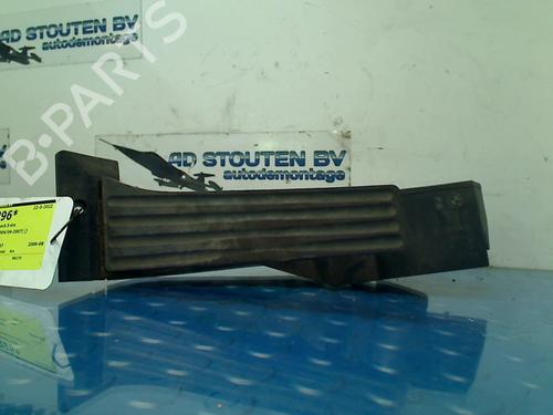 Pedal Pedal BMW 1 (E87) 118 i (129 hp) 13126748 13126748
