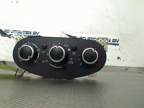 AC-Styringsenhed/Manøvreenhed RENAULT TWINGO III (BCM_, BCA_) 1.0 SCe 70 (71 hp) 30830473