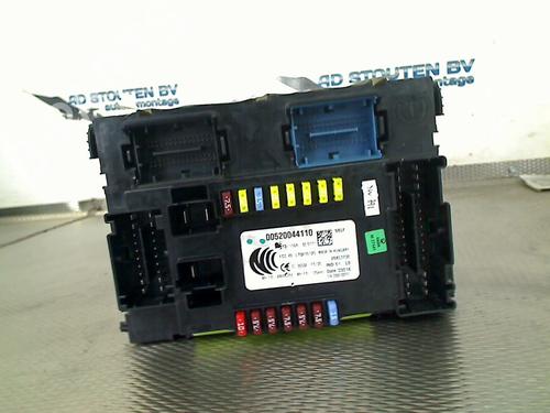 Sikringsdåse JEEP RENEGADE SUV (BU, B1, BV) 1.4 (136 hp) 29996488