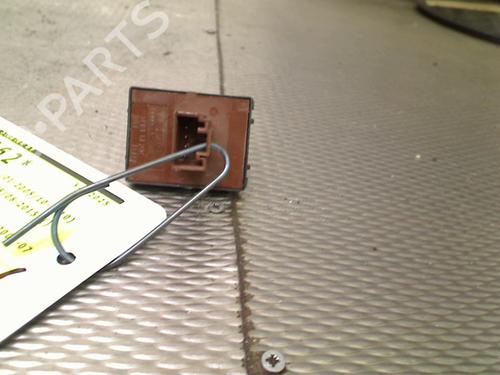 Left front window switch VW PASSAT B6 (3C2) 2.0 TDI 16V | BP28624995I27