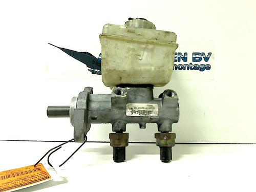 Used Brake master cylinder MERCEDES-BENZ M-CLASS (W163) ML 270 CDI (163.113) (163 hp) 11299115