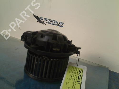 Used Heater blower motor BMW 3 (F30, F80) 330 e (252 hp) 13637861