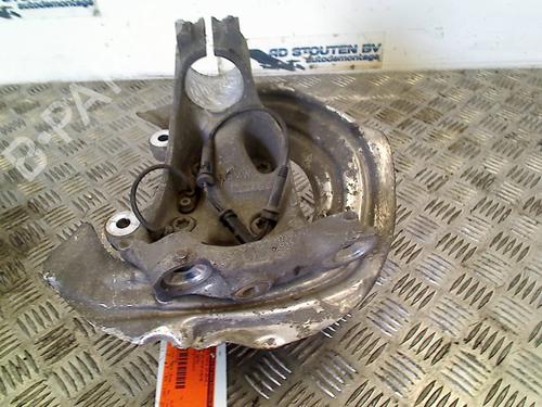 Used Left front steering knuckle BMW 2 Convertible (F23) 218 i (136 hp) 11306554