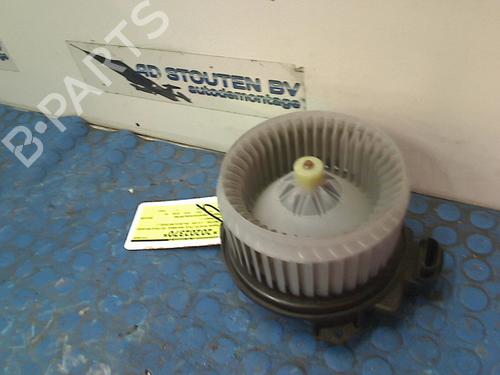 Used Heater blower motor TOYOTA YARIS (_P13_) 1.5 Hybrid (NHP130_) (101 hp) 11263680