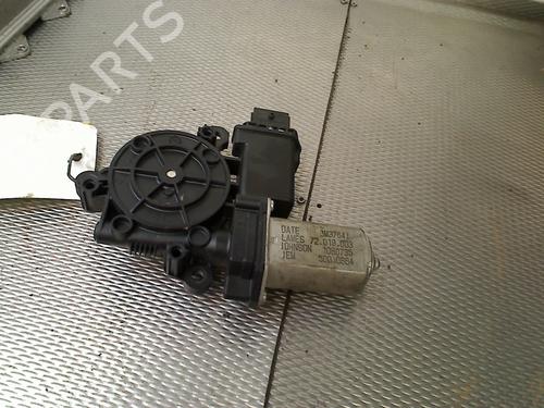 Rudehejsemotor forskærm højre ALFA ROMEO GIULIETTA (940_) 1.4 TB (940FXB1A, 940FXB11) (170 hp) 31851338