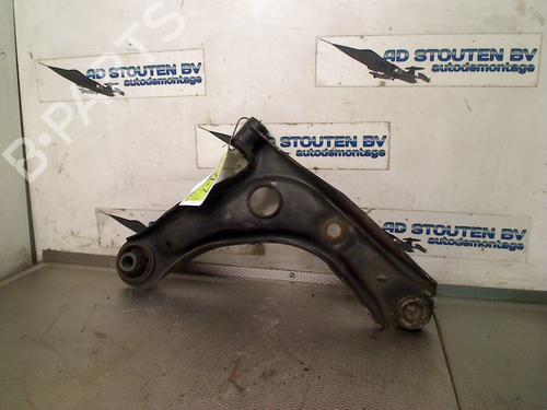 Used Left front suspension arm TOYOTA AYGO (_B4_) 1.0 VVTi (KGB40) (72 hp) 30747729