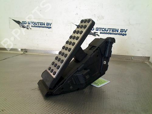 Used Pedal Pedal MERCEDES-BENZ C-CLASS (W206) C 300 e (206.054) (313 hp) 34578312 34578312