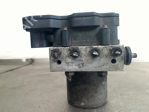 Used ABS pump MERCEDES-BENZ SPRINTER 3,5-t Van (B906) 313 CDI (906.631, 906.633, 906.635, 906.637) (129 hp) 30804179