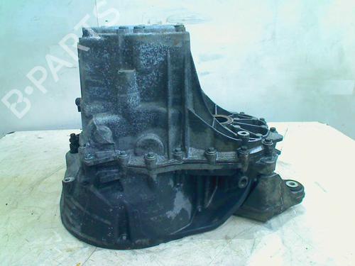Gearbox VOLVO V40 Hatchback (525) D2 | BP32283374M3