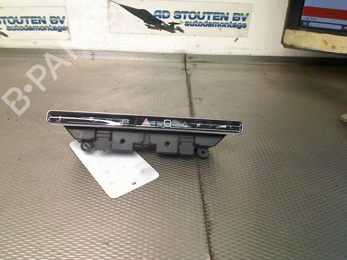 Used Switch Switch MERCEDES-BENZ C-CLASS (W206) C 300 e (206.054) (313 hp) 34578321 34578321