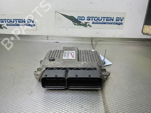 Used Engine control unit (ECU) SUZUKI SWIFT III (MZ, EZ) 1.3 DDiS (RS413D) (69 hp) 24425802
