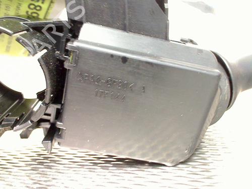 Steering column stalk TOYOTA YARIS (_P13_) 1.0 (KSP130_, KSP130) | BP30834464I23 