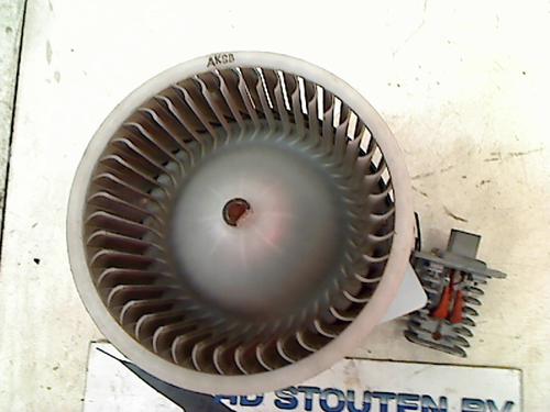 Used Heater blower motor HYUNDAI SANTA FÉ II (CM) 2.7 V6 GLS 4x4 (189 hp) 11316335
