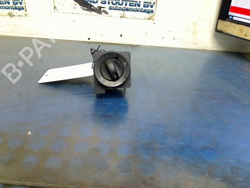 Forlygtekontakt Forlygtekontakt MERCEDES-BENZ SPRINTER 3,5-t Van (B906) 313 CDI (906.631, 906.633, 906.635, 906.637) (129 hp) 33811750 33811750