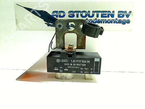 Electronic module SEAT IBIZA III (6L1) 1.6 16V | BP11302008M83 