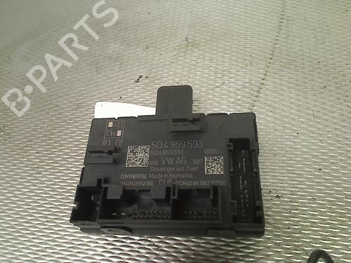 Ander SKODA OCTAVIA III Combi (5E5, 5E6) 1.4 TSI (140 hp) 33037719