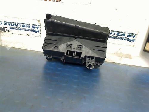 Used Fuse box HONDA HR-V (GH_) 1.6 16V 4WD (GH2, GH4) (105 hp) 15544633