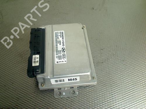 Engine control unit (ECU) HYUNDAI TUCSON (JM) 2.0 | BP31822869M57