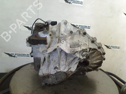 Gearkasse VOLVO V40 Hatchback (525) D4 (190 hp) 28351971