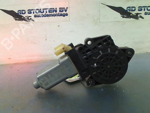 Left front window motor HYUNDAI TUCSON (JM) 2.0 | BP18525753E21 
