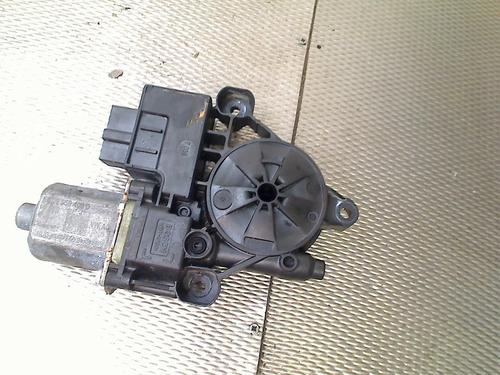 Right rear window motor VW POLO VI (AW1, BZ1, AE1) 1.0 TSI | BP33011102E22 - Image 4