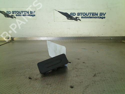 Used Tailgate handle RENAULT MEGANE IV Grandtour (K9A/M/N_) 1.5 dCi 110 (110 hp) 30001803