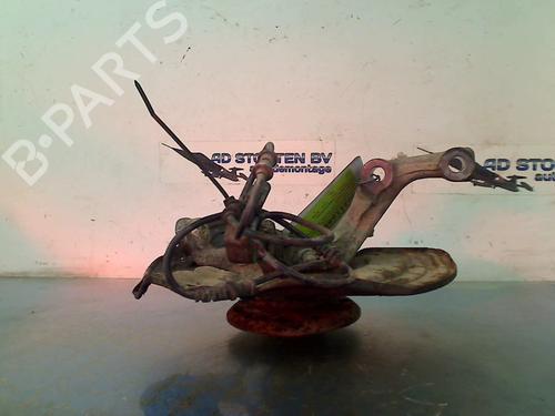Used Right front steering knuckle MERCEDES-BENZ CLA Shooting Brake (X117) CLA 200 CDI / d (117.908) (136 hp) 17834974