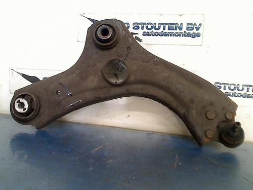 Used Right front suspension arm RENAULT CLIO V (B7_) 1.0 TCe 100 (B7MT) (101 hp) 13409905
