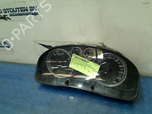 Used Instrument cluster Instrument cluster 12111780 12111780