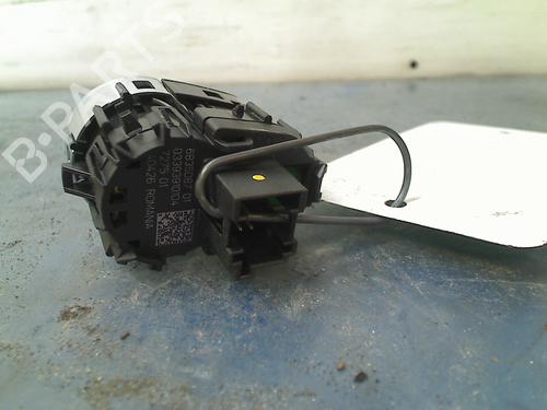 switch-bmw-5-touring-g31-520-i-140426-2017-13519214 main image