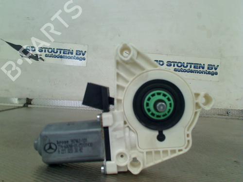 Used Right rear window motor MERCEDES-BENZ S-CLASS (W221, V221) S 350 BlueTec (221.026, 221.126) (258 hp) 30901776