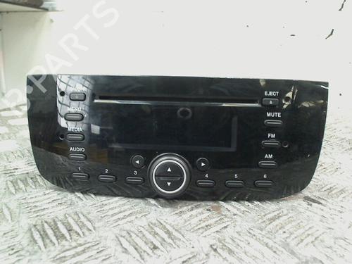 Used Radio FIAT PUNTO EVO (199_) 1.3 D Multijet (84 hp) 13124884