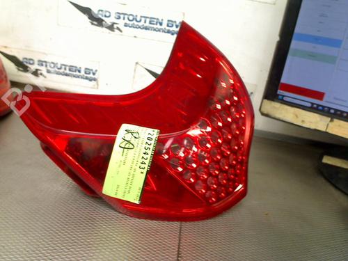 Used Right taillight PEUGEOT 3008 I MPV (0U_) 2.0 HDi Hybrid4 (0URHCA) (200 hp) 28510386