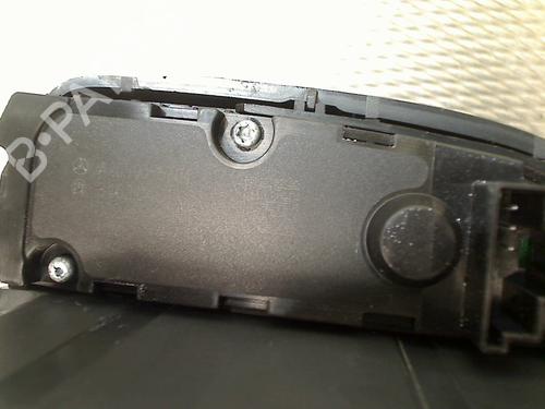 Switch MERCEDES-BENZ C-CLASS (W205) C 200 (205.042) | BP31263276I30 
