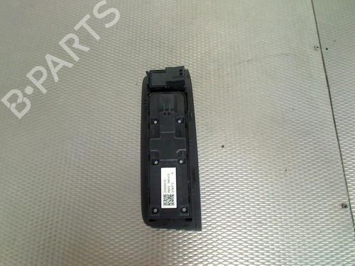 Switch VOLVO V40 Hatchback (525) T2 | BP39577921I30 - Image 2