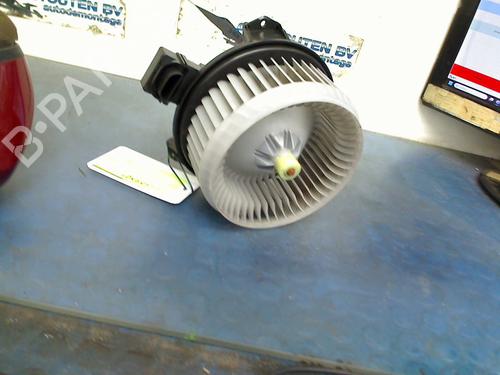 Heater blower motor HONDA CIVIC VIII Saloon (FD, FA) 1.3 IMA (FA3, FD3) | BP24335580M62 