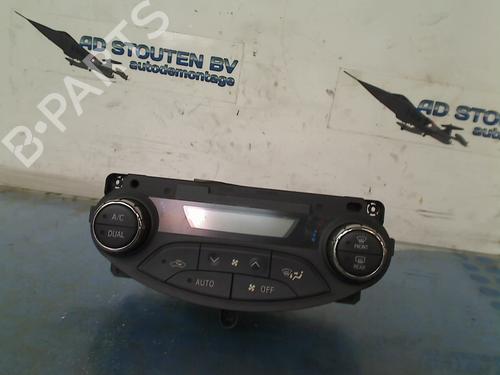 Climate control TOYOTA YARIS (_P13_) 1.0 (KSP130_, KSP130) | BP15725756I5 