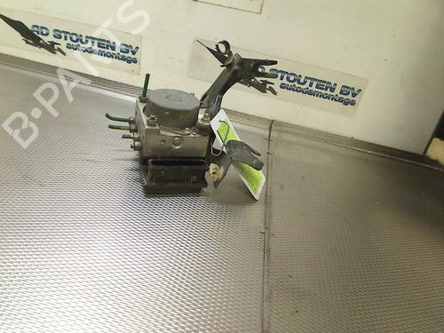 Used ABS pump DACIA SANDERO 1.6 LPG (BS03) (82 hp) 23530933