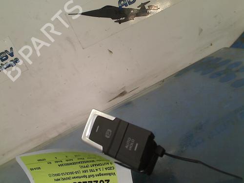 Used Switch VW GOLF SPORTSVAN VII (AM1, AN1) 1.4 TSI (150 hp) 15486876
