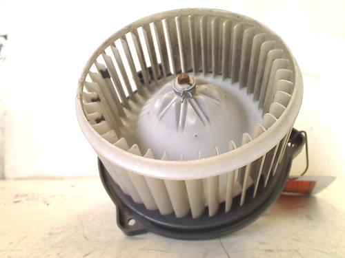 Heater blower motor KIA SORENTO I (JC) 3.3 V6 4WD | BP11300667M62 