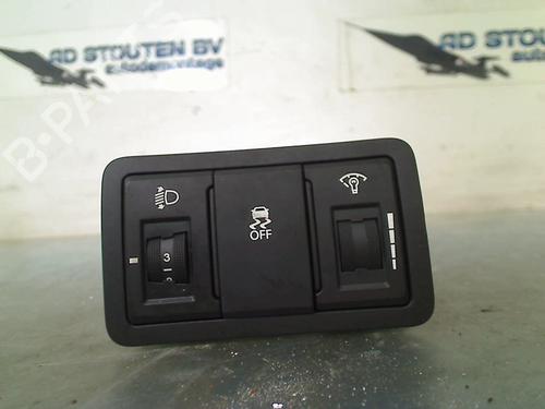 Switch HYUNDAI i30 Estate (FD) 1.6 CRDi | BP18234172I30 