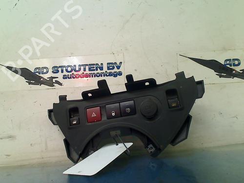 Used Switch Switch CITROËN BERLINGO Box Body/MPV (B9) 1.6 HDi 75 (75 hp) 17156491 17156491