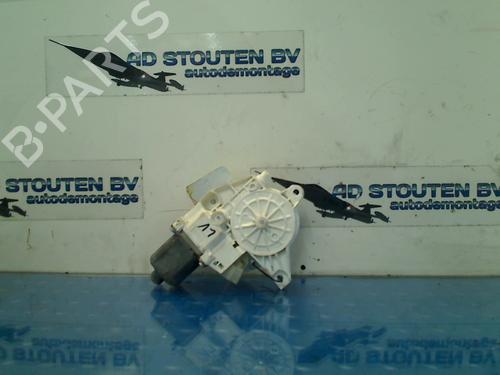 Used Left front window motor MERCEDES-BENZ C-CLASS (W204) C 63 AMG (204.077) (457 hp) 11325013