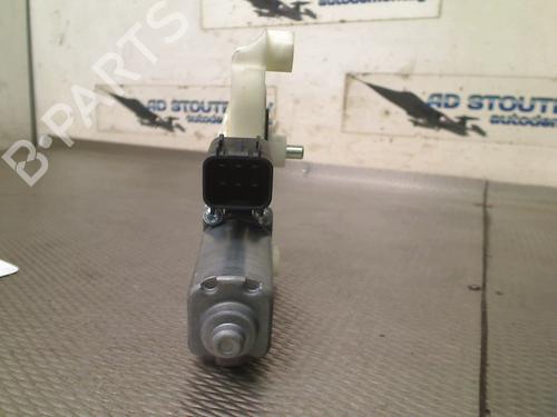 Right front window motor FORD FIESTA VII (HJ, HF) 1.1 Ti-VCT | BP30167641E20