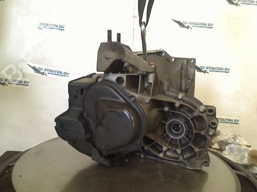 Used Gearbox FORD TRANSIT COURIER B460 Box Body/MPV 1.5 TDCi (75 hp) 29418296