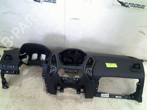 Used Dashboard HYUNDAI ix35 (LM, EL, ELH) 2.0 CRDi (184 hp) 25591109