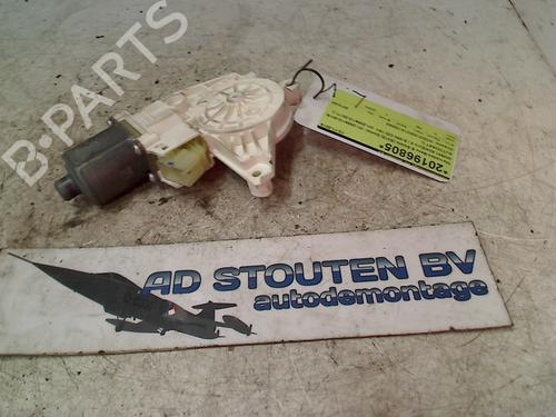 Portierruitmotor linksvoor MERCEDES-BENZ E-CLASS T-Model (S212) E 250 CDI / BlueTEC (212.203, 212.204) (204 hp) 11260590